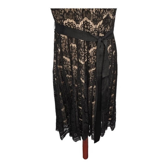Nanette Lapore Black Lace Dress 8 Romantic Paris‎ Style V Neck Cocktail Party - Picture 8 of 15